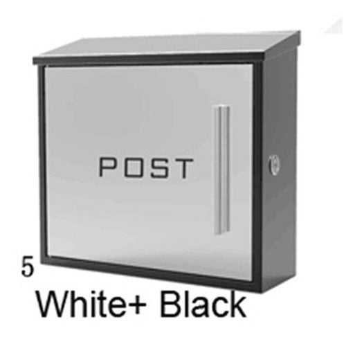 Briefkasten Myron, aus verzinktem Stahlblech, weiß RAL: 9016 und schwarz RAL: 9017 lackiert, Maße: 350x115mm, H: 330mm. 